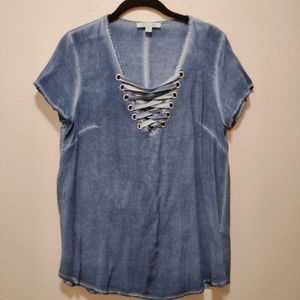 She + Sky Blue Chambray Lace Up Short Sleeve Top S